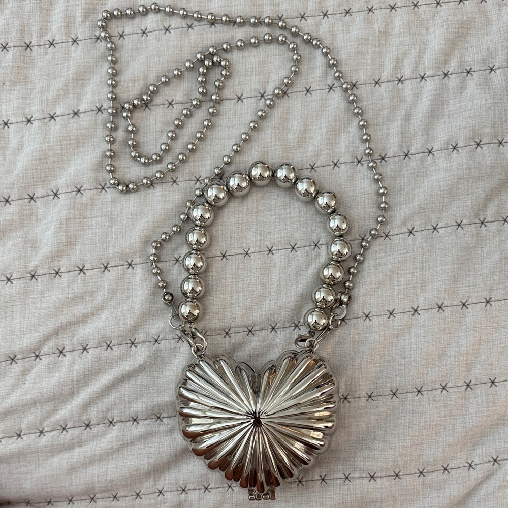 Elegant Silver Heart Purse